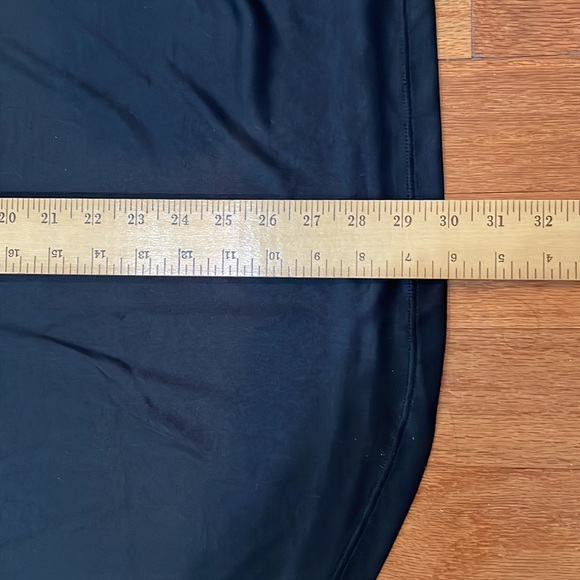 Woman’s shirt sleeve 1x Majestic San Francisco Giants top sparkle NWT Baseball - Picture 9 of 13